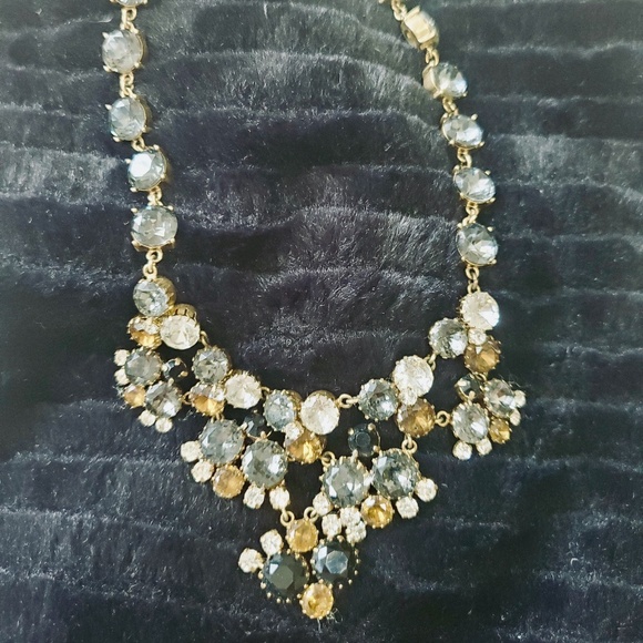 Crystal Statement Necklace - Picture 3 of 11